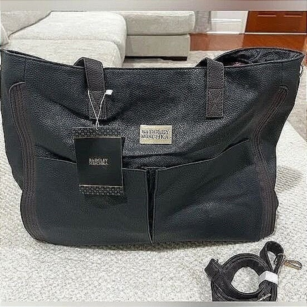 NWT Badgley Mischka Black Pebbled Leather Weekender Bag‎ with Multiple Pockets